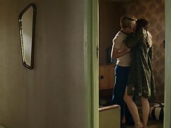Une pornographie vidéo sexuelle planificatrice de mariage brune se fait défoncer par le marié bien membré