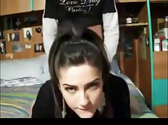 Une blonde aux courbes généreuses s'accouple avec BF vidéo porno sexuelle après le jogging matinal