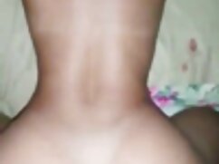 Une poupée asiatique et une blonde porno avec poupee sexuelle ont décidé de faire équipe avec ce mec chanceux