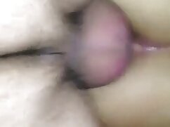 Un couple coquin fait l'amour au bureau après pono sexuel les heures de travail