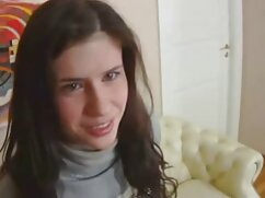 C'est l'anniversaire d'une fille donc l'homme doit être bien poupée sexuelle porno au lit pour elle
