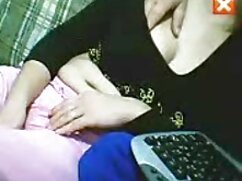 Fille poupée sexuelle porn excitante volontairement baisée dans la chatte par l'homme de son rêve