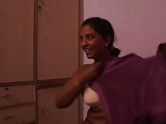 Chick trouve l'opportunité de se faire baiser porno de poupée sexuelle même en étant puni