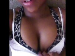 Chick écarte les cuisses pour qu'un voisin lui esclave sexuel porno fasse fermer la bouche