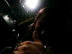 Hung guy frappe une MILF de la garderie dans xnxx poupée sexuelle un parking