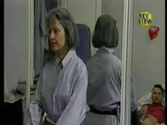 MILF mature en chaleur video massage sexuel convoite la grosse bite raide de son beau-fils