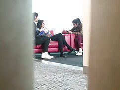 Guy est en site porno sexuel retard au travail mais il ne peut pas résister à la putain de demi-soeur
