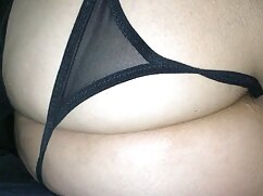 Une MILF bien roulée avec robot sexuelle porno des lunettes se fait claquer si fort en POV
