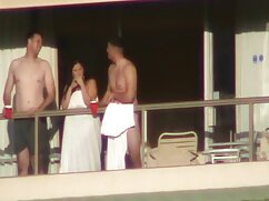 Ma vidéo sexuelle porno belle-mère séduit sa belle-fille avant que son demi-frère ne se joigne