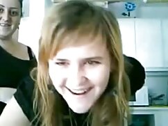 La jolie petite xxx poupée sexuelle Tina Kay est une belle salope anale