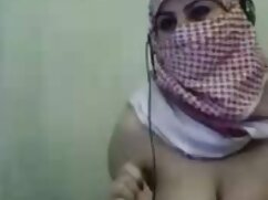 Guy est amoureux de MILF et sexuelle gratuit la supplie de se faire sodomiser