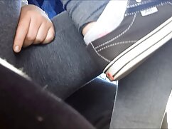 Dame brune aux sexe porno sexuel gros seins aime avoir une grosse bite en elle