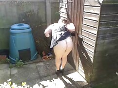 Une adolescente porno rapport sexuel latina se fait huiler ses actifs en chevauchant une bite