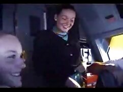Fille asiatique maigre analysée au lit par un meurtrier noir bien xxx sexuel bâti